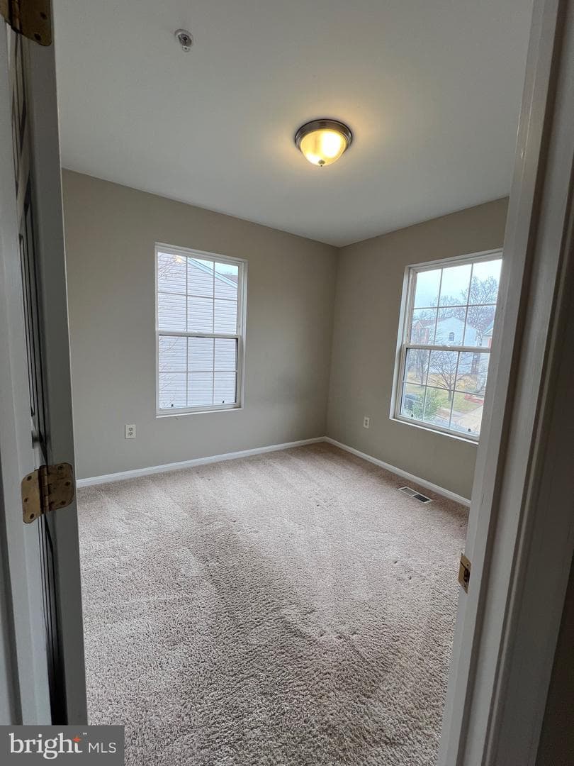 5843 Everhart Place photo 13