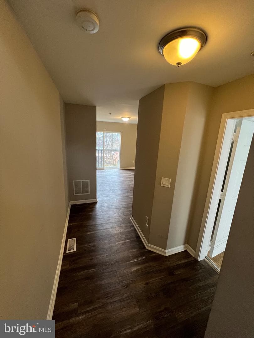 5843 Everhart Place photo 16