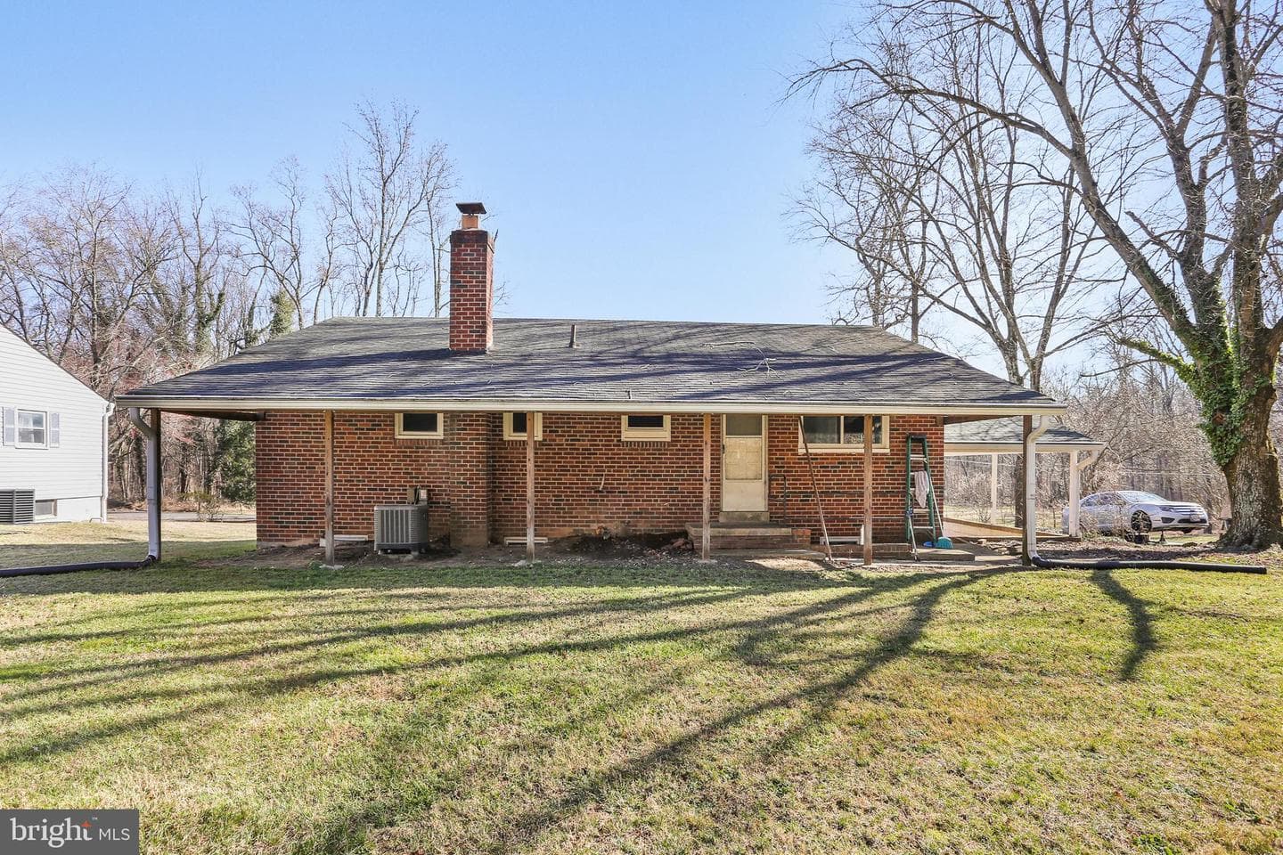 5006 Meadowbrook Drive photo 32