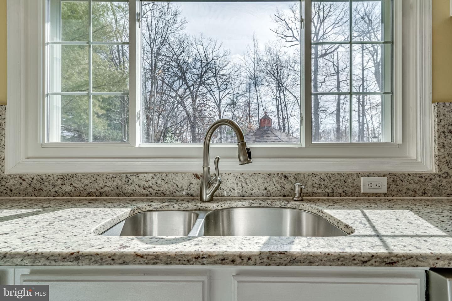 10711 Wimpole Place photo 9