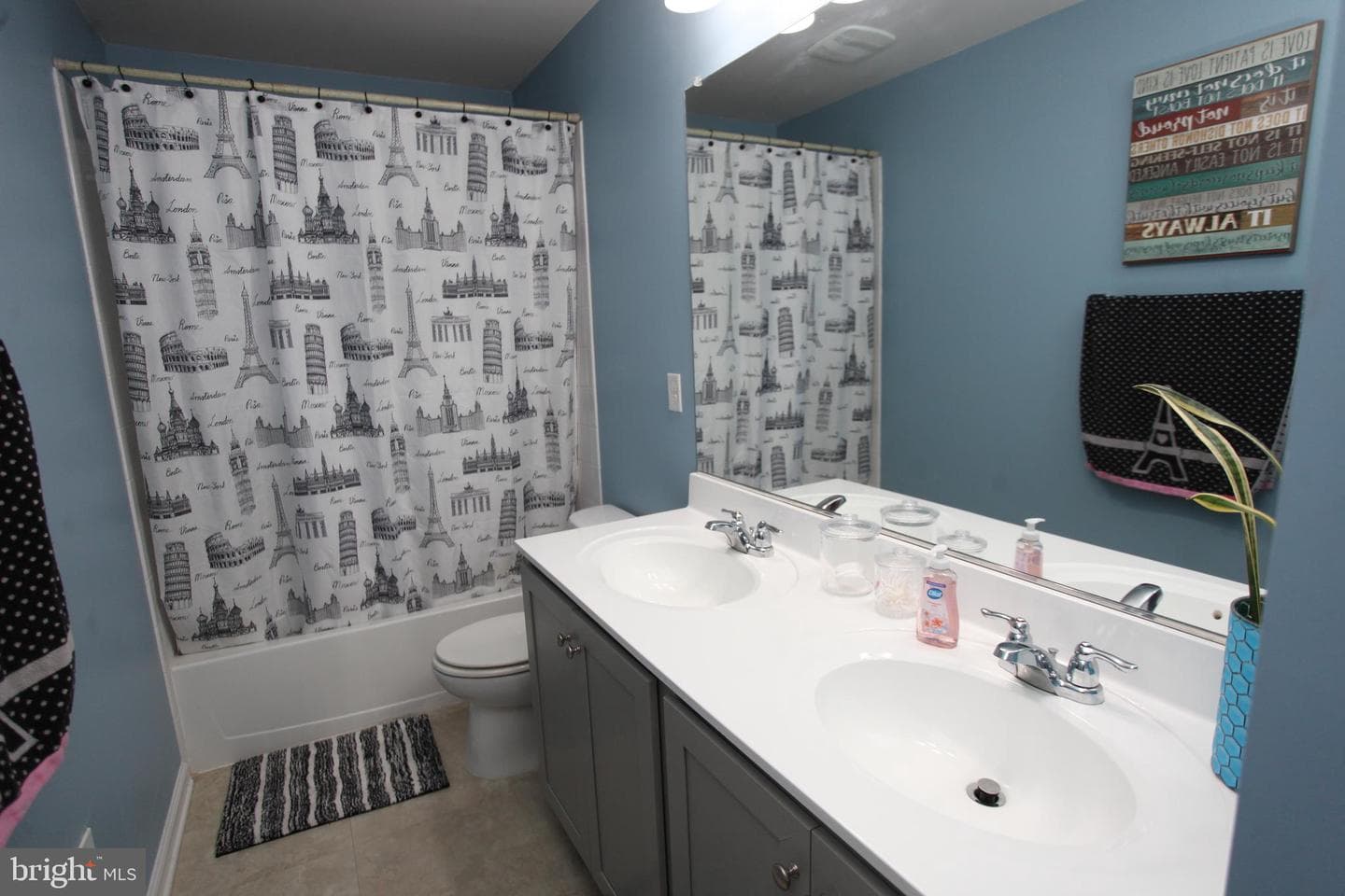 801 Naeve Court photo 36