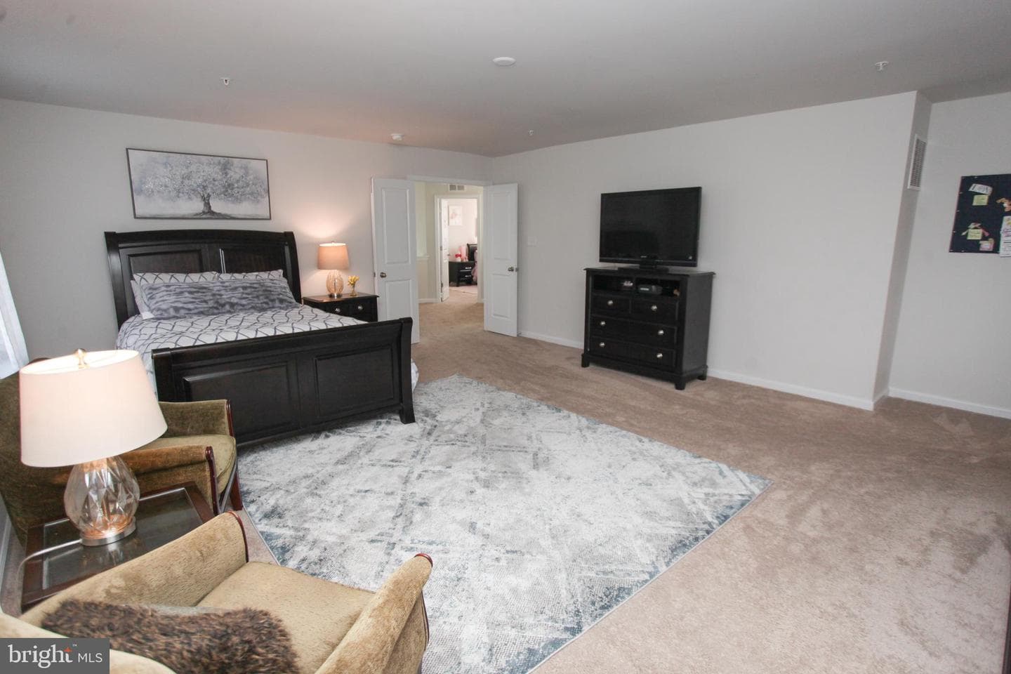 801 Naeve Court photo 38