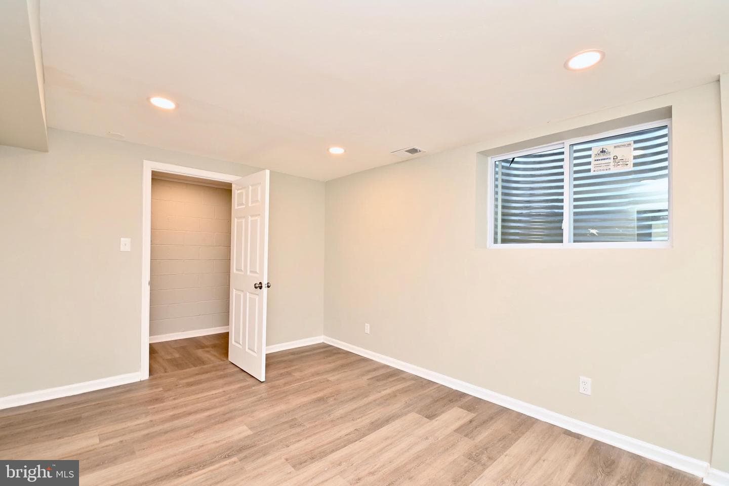 216 Harry S. Truman Drive #25179 photo 29