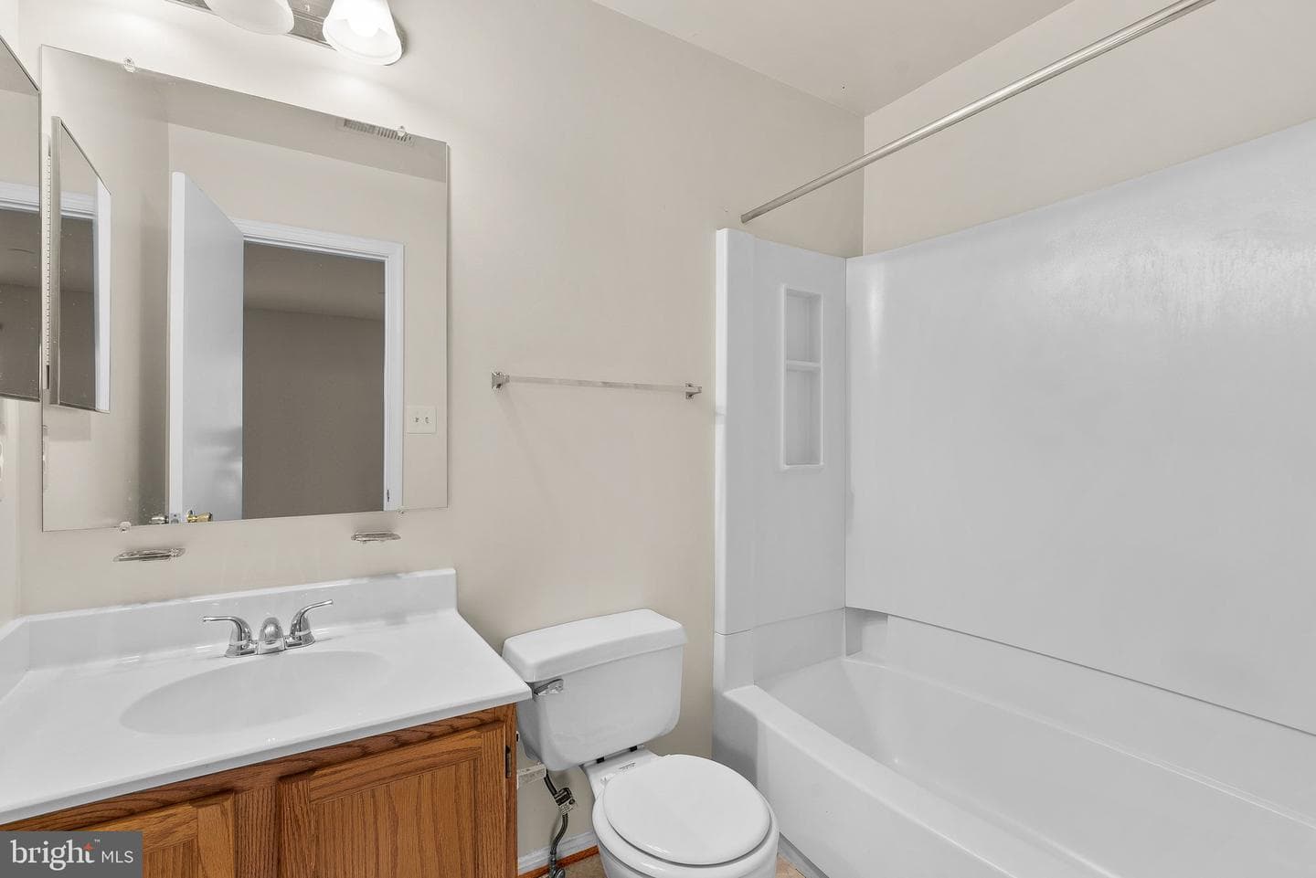 813 Alabaster Court photo 11