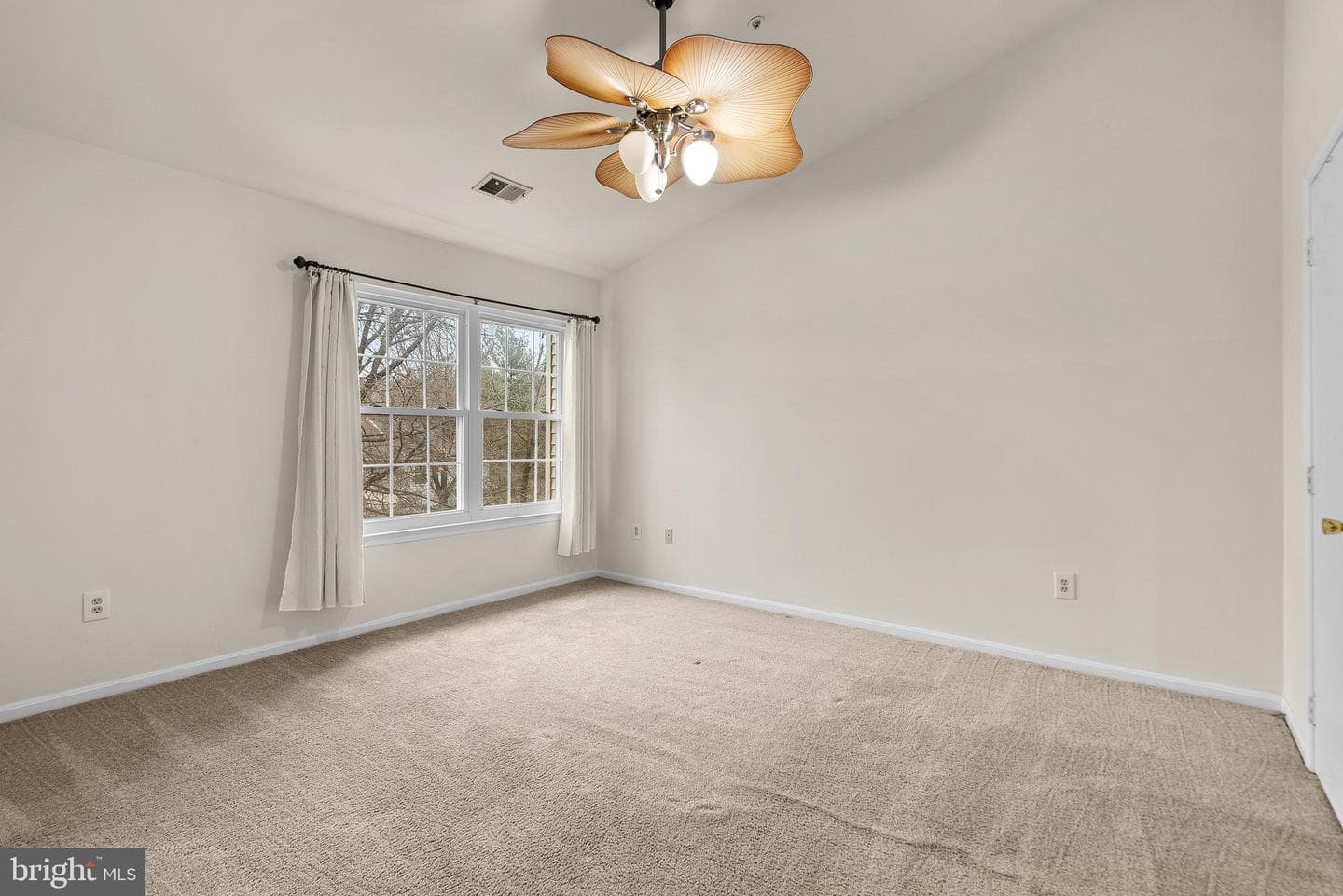 813 Alabaster Court photo 30