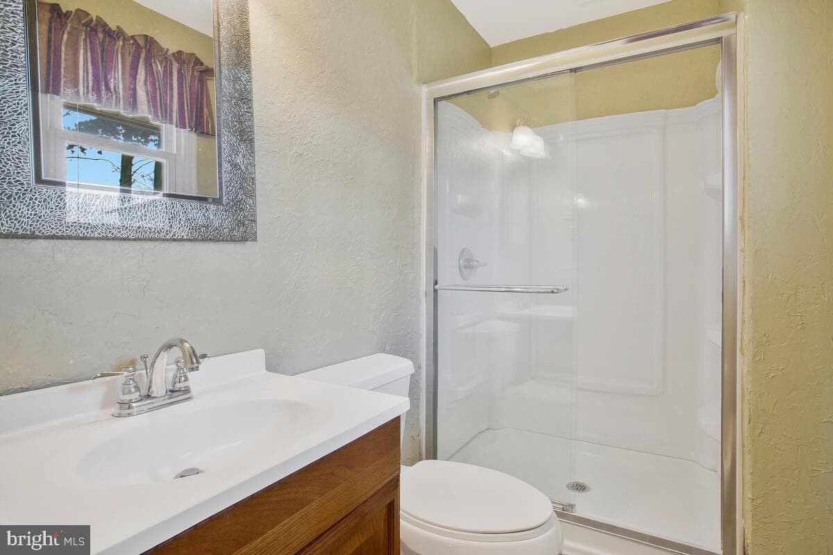 7908 Westwood Court photo 22