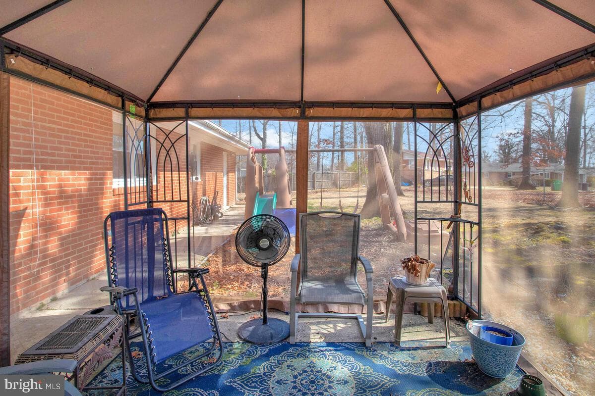 7908 Westwood Court photo 29