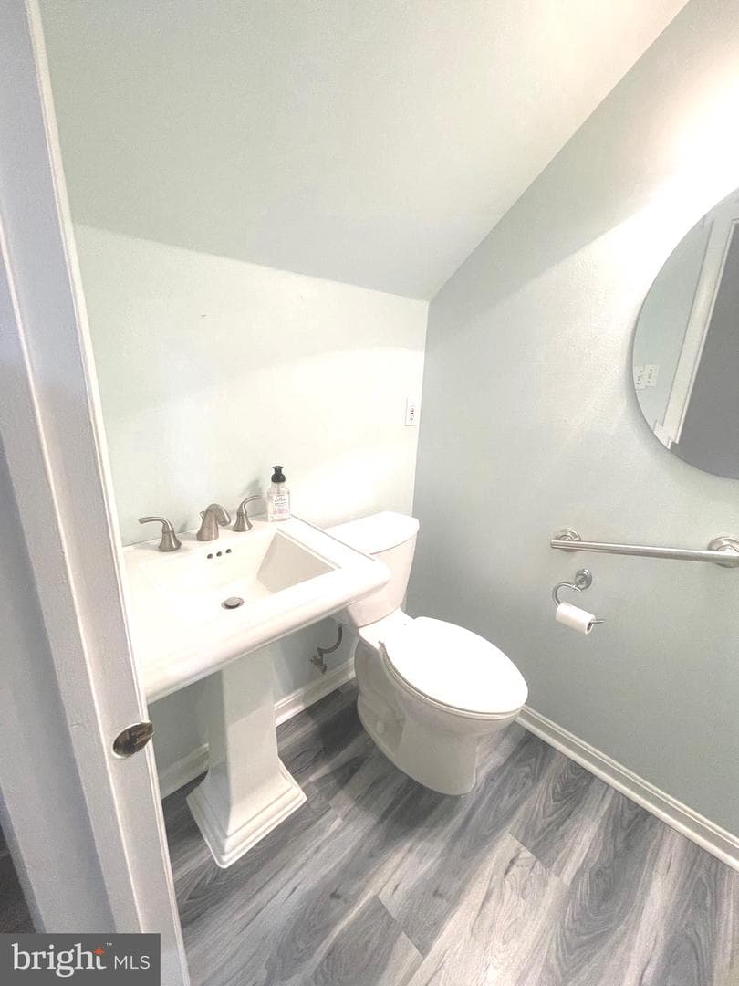 9700 Tam O Shanter Drive photo 23