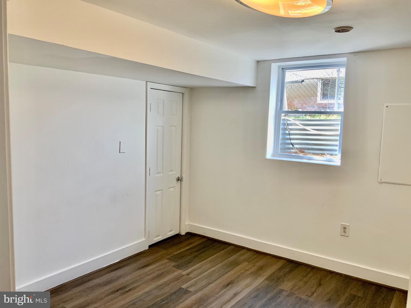 9011 3rd Street photo 18