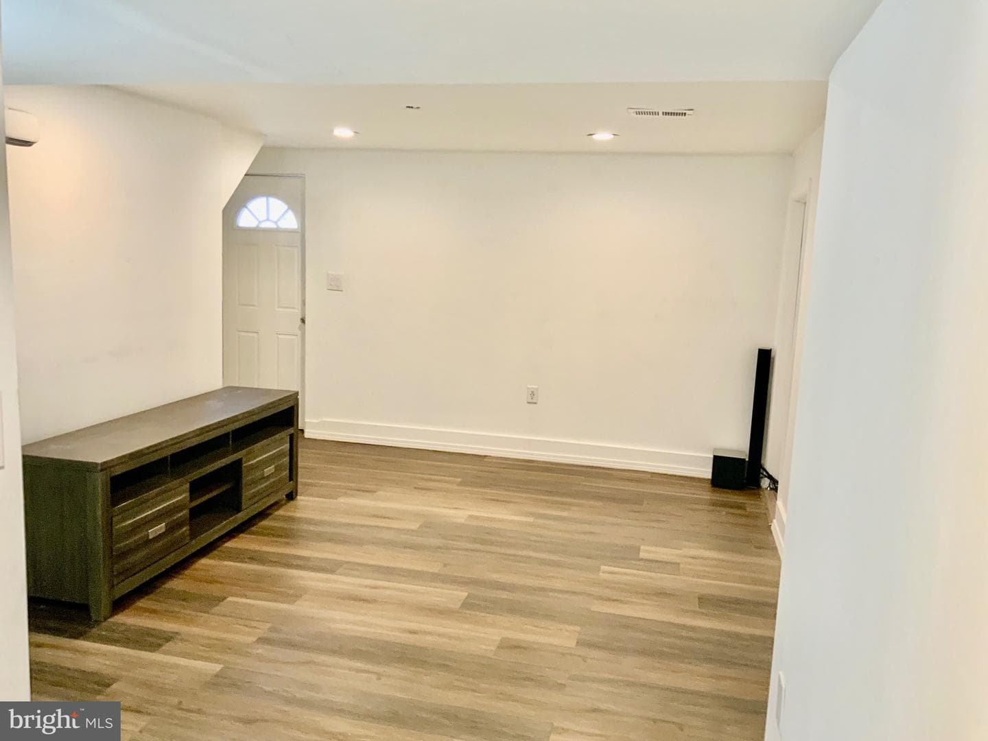 9011 3rd Street photo 21