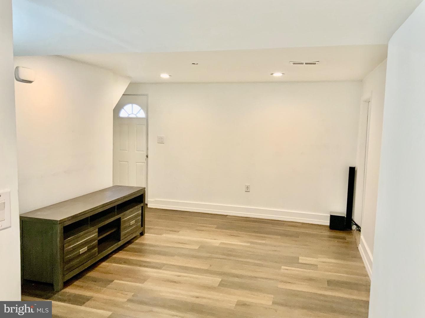 9011 3rd Street photo 22