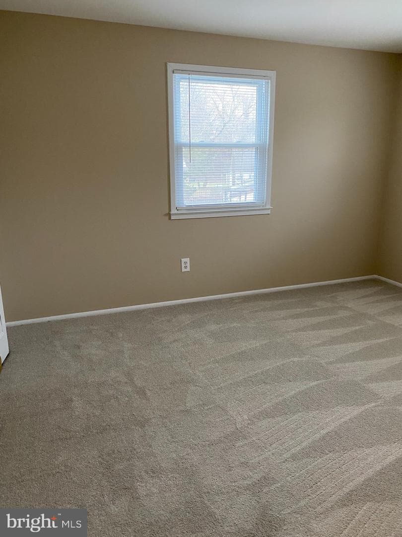 12427 Persimmon Road photo 16