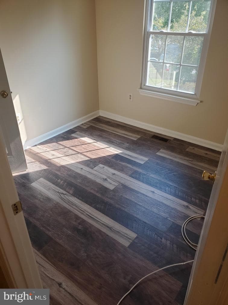 705 Risa Road photo 9