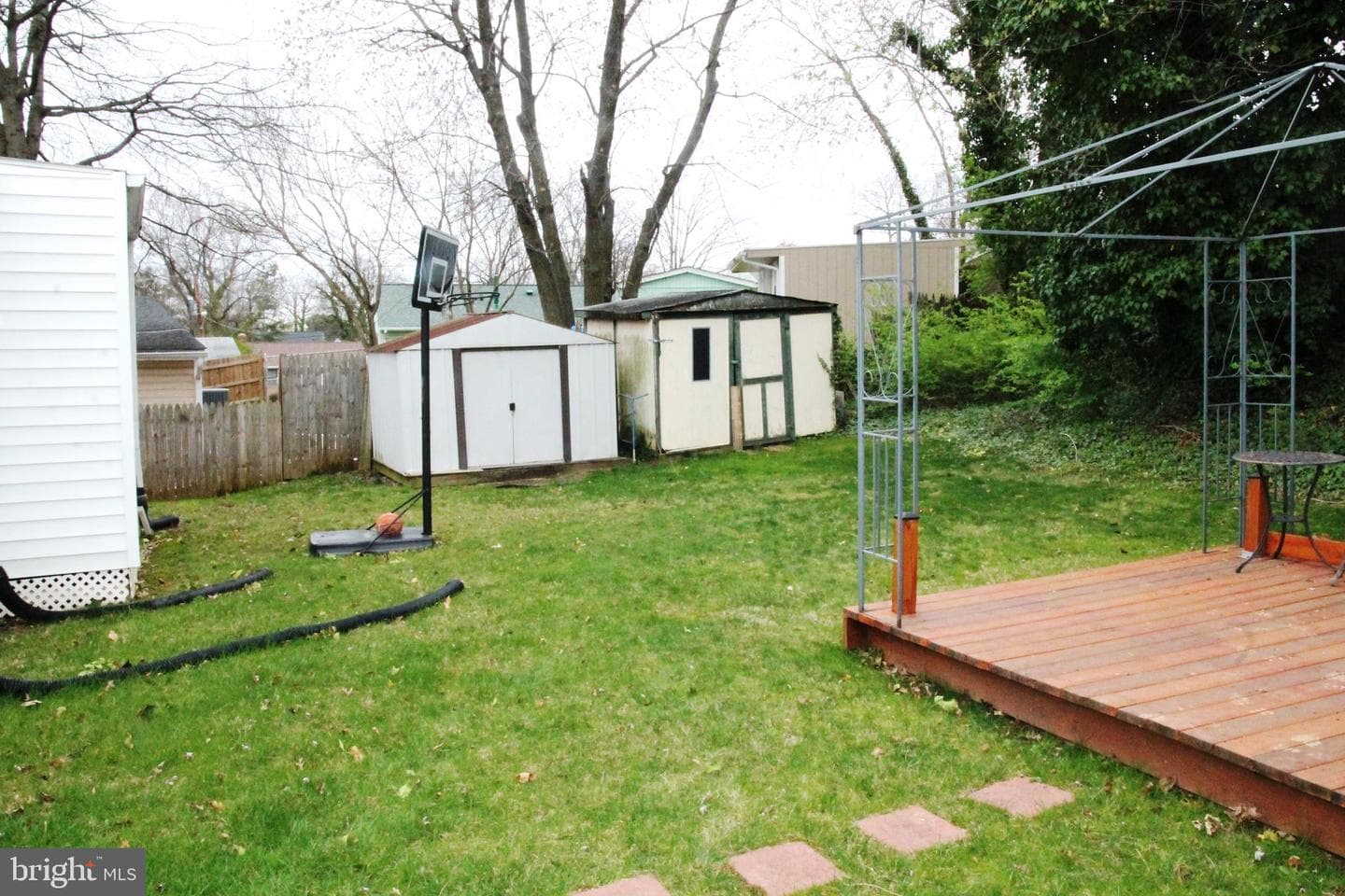 6703 Redfield Avenue photo 25