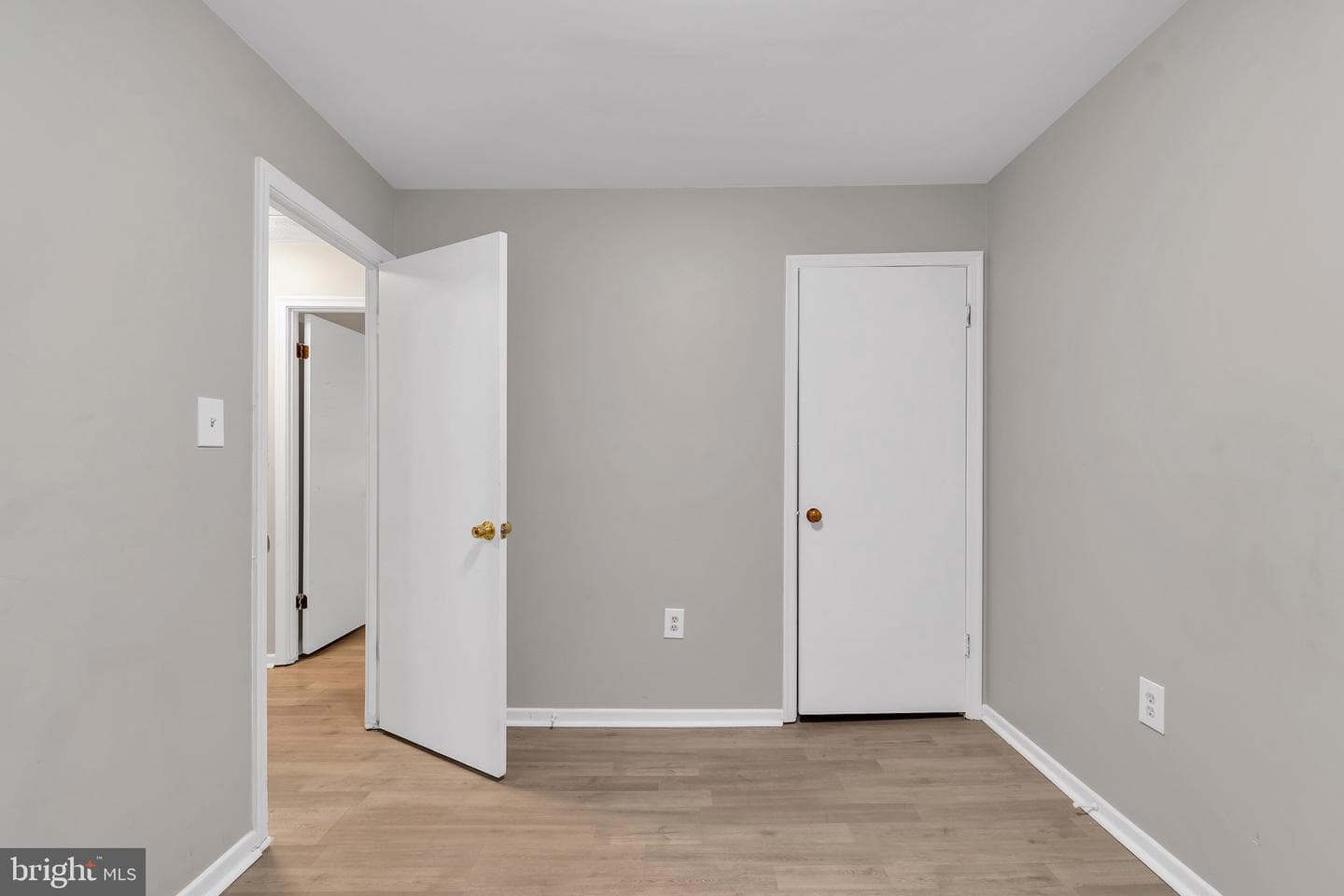 3409 Forestville Place photo 11