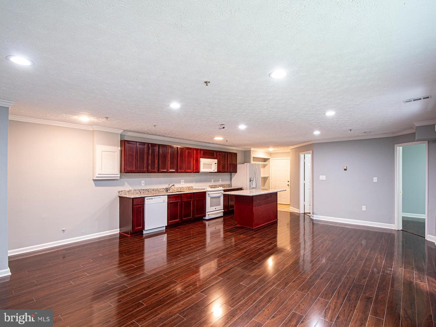 6700 Saint Ignatius Drive #103 photo 4