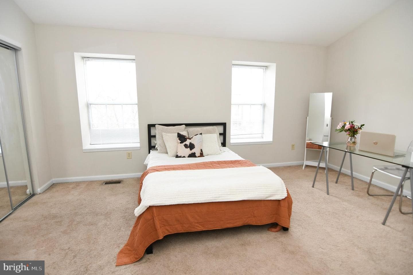 4616 Captain Covington Place photo 12