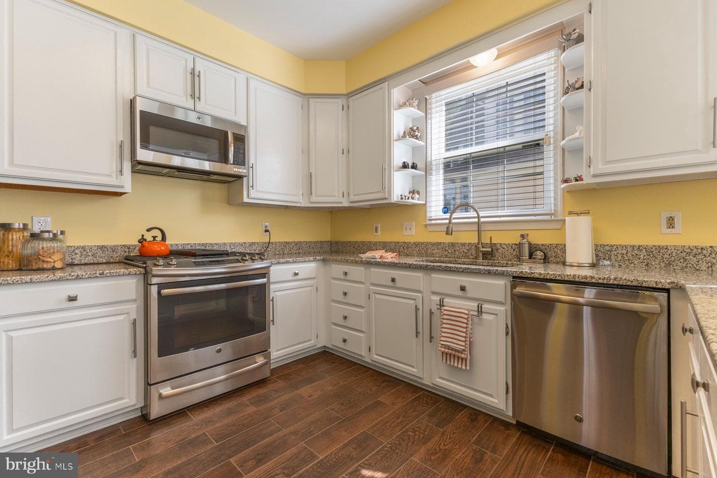 16011 Pennsbury Drive photo 24