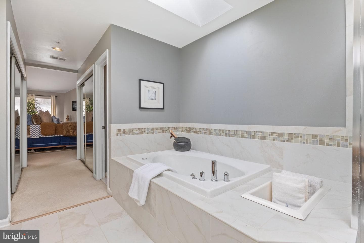 16011 Pennsbury Drive photo 43