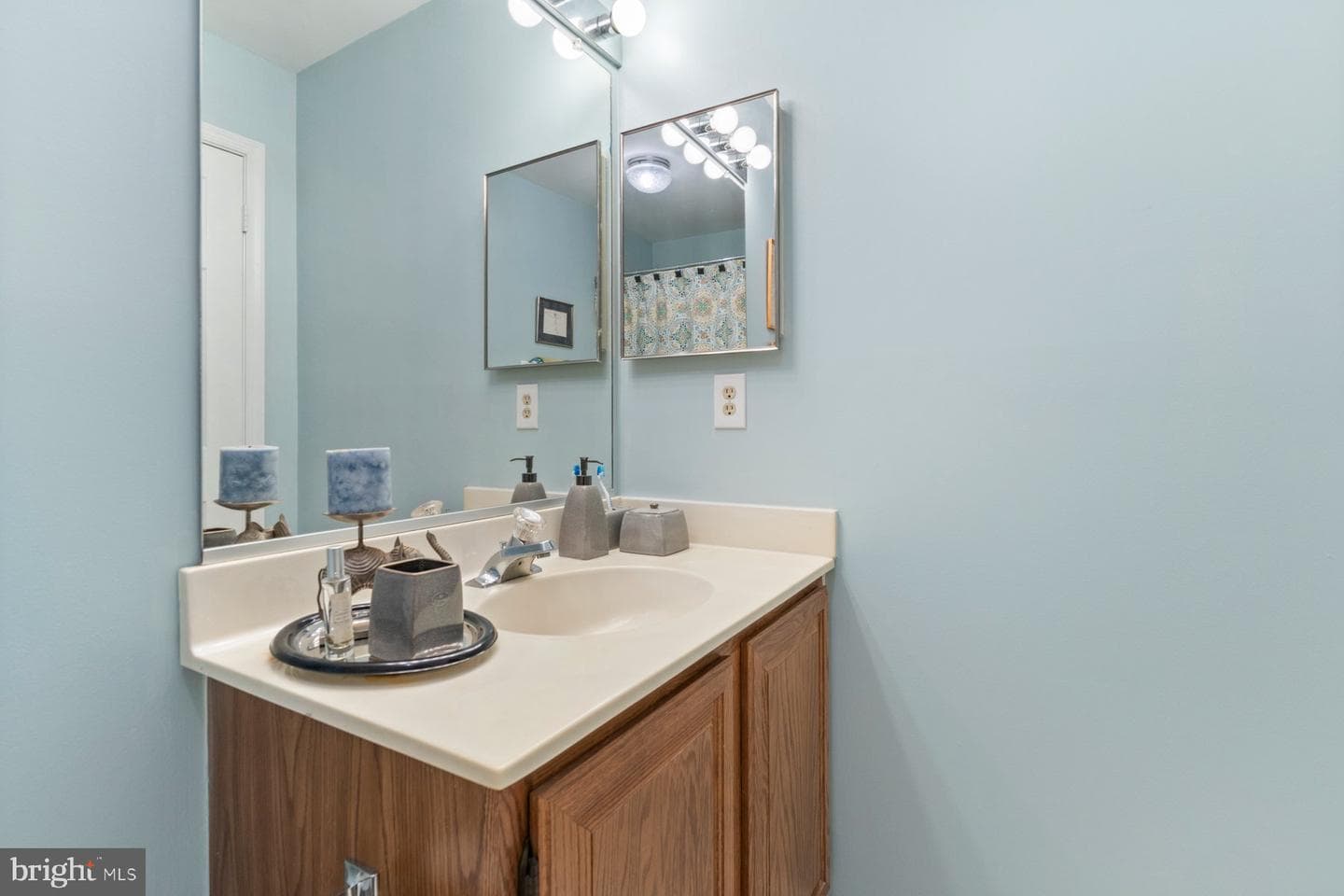16011 Pennsbury Drive photo 51