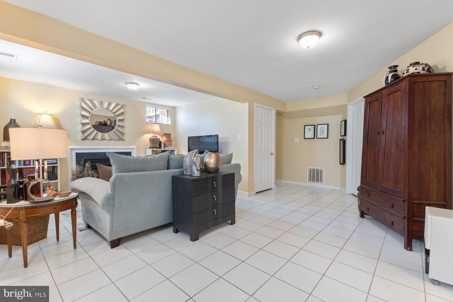 16011 Pennsbury Drive photo 53