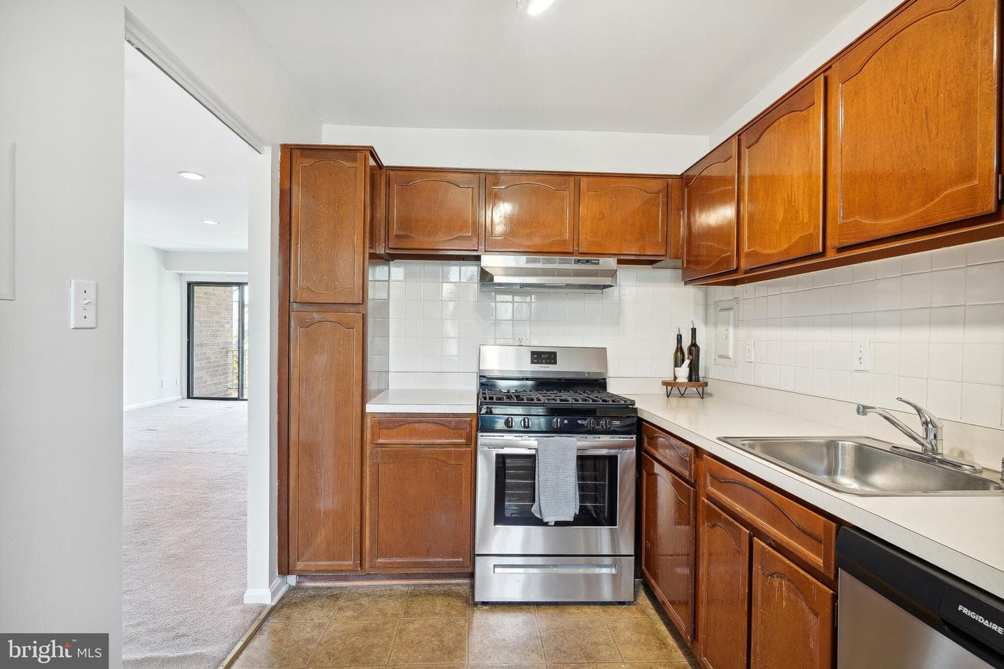 6014 Westchester Park Drive #6014 302 photo 9