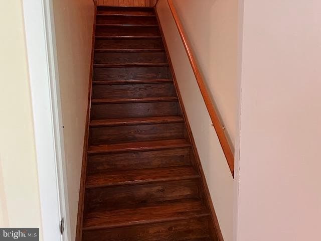 702 W Tantallon Drive photo 33