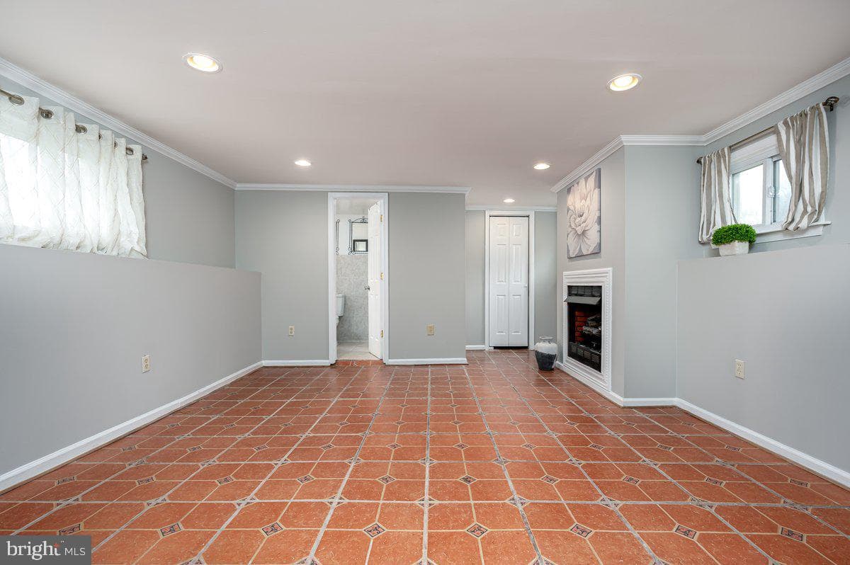5405 Chesterfield Drive photo 23