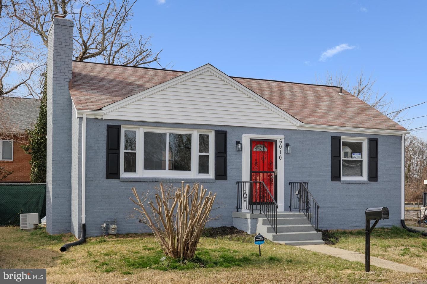 6010 Belwood Street photo 2