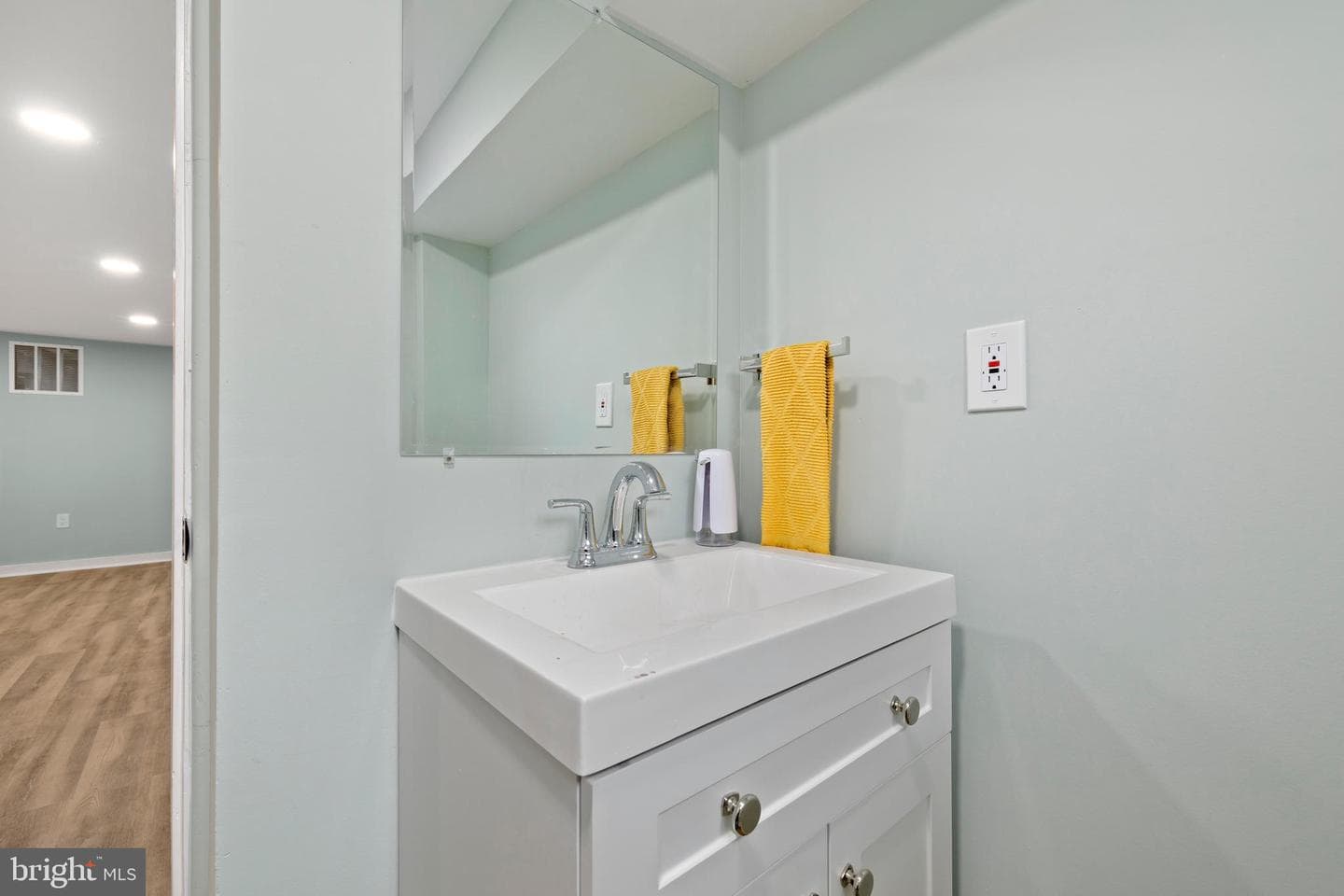 6010 Belwood Street photo 47