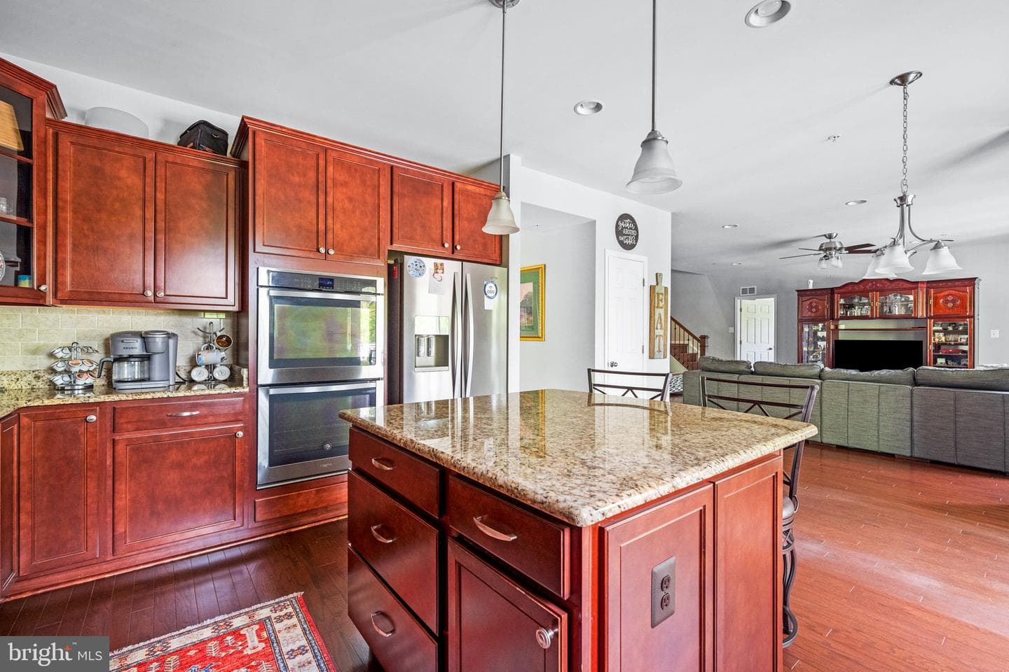 9501 Barton Oaks Court photo 18