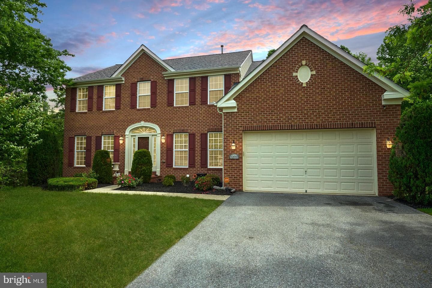 5200 Derby Manor Lane photo 1