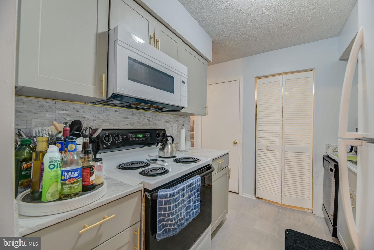 11404 Honeysuckle Court #9-4 photo 11