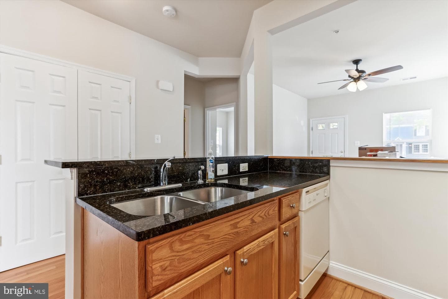 404 Talbott Avenue photo 6