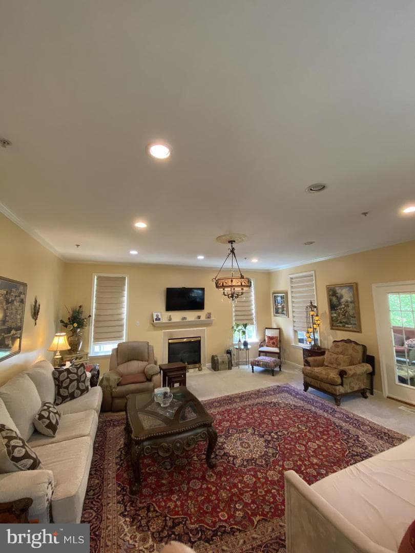 8045 Alloway Lane photo 28