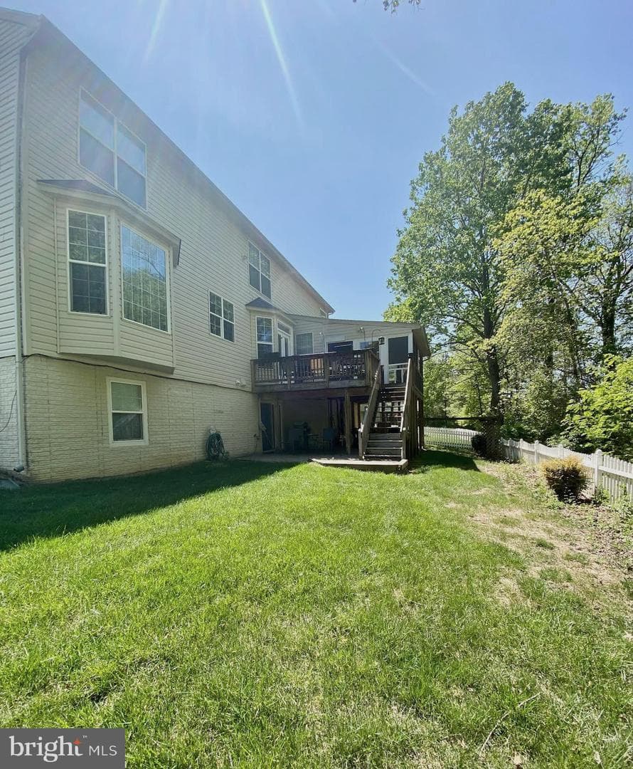 8045 Alloway Lane photo 3