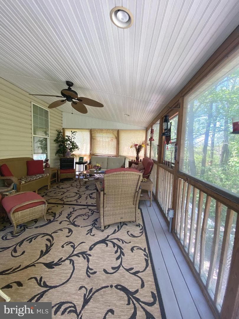 8045 Alloway Lane photo 31