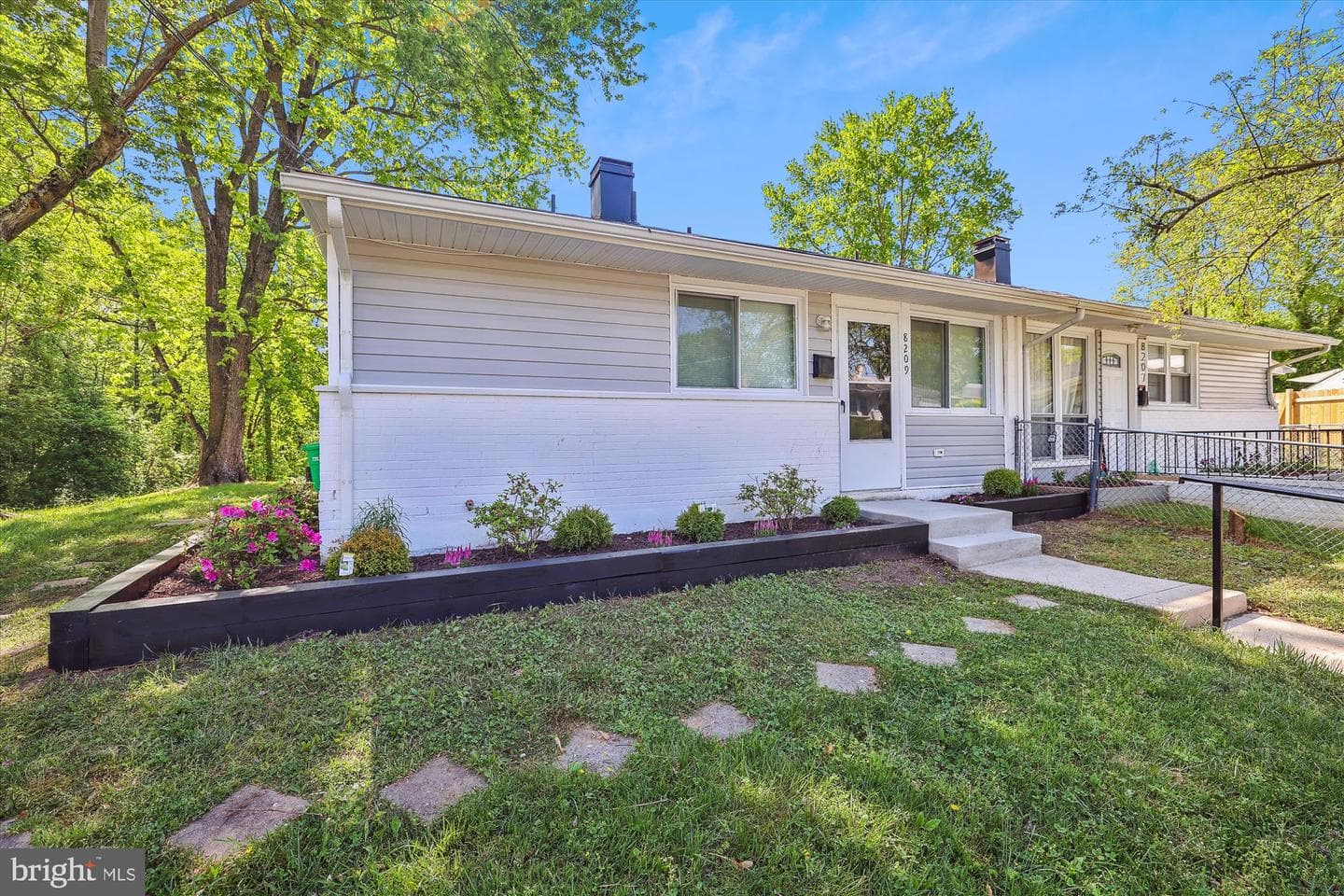 8209 Allendale Terrace photo 2