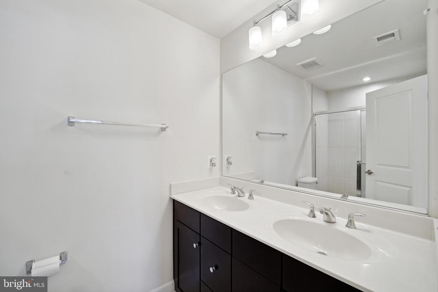 103 Capital Court photo 18