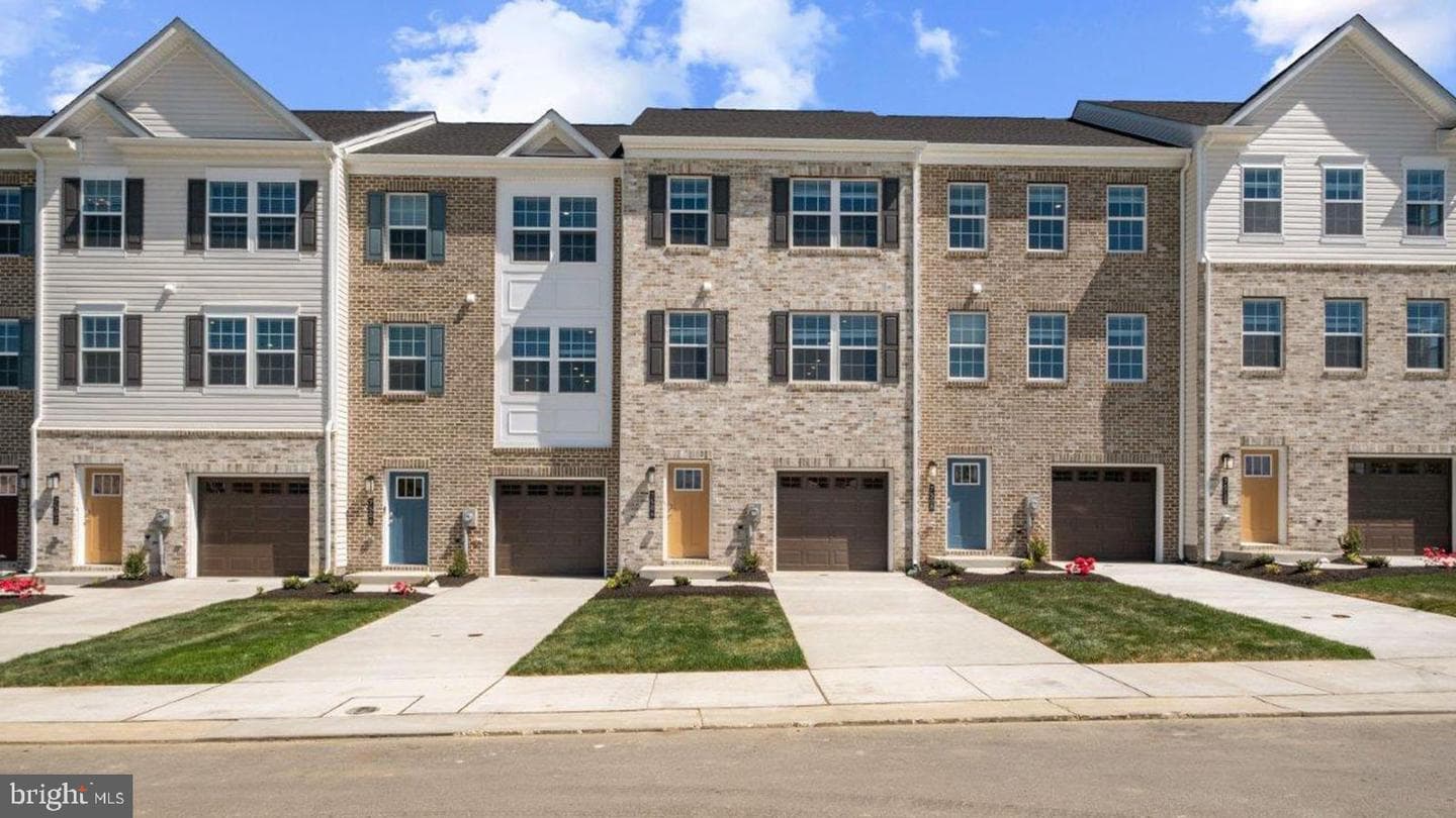 7530 Daybreak Drive photo 2