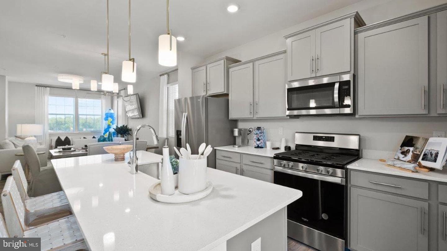 7530 Daybreak Drive photo 24