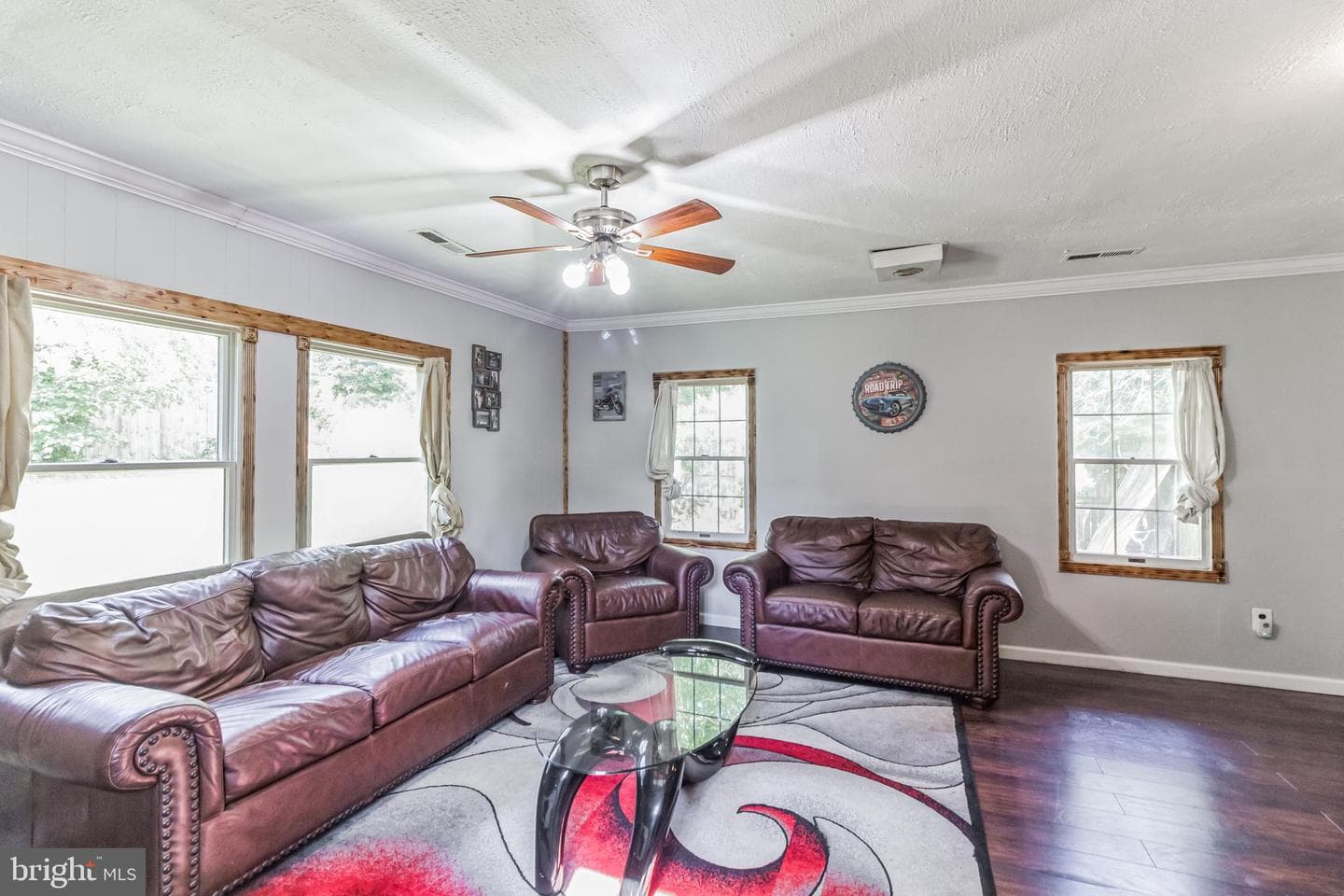 2214 Apache Street photo 12