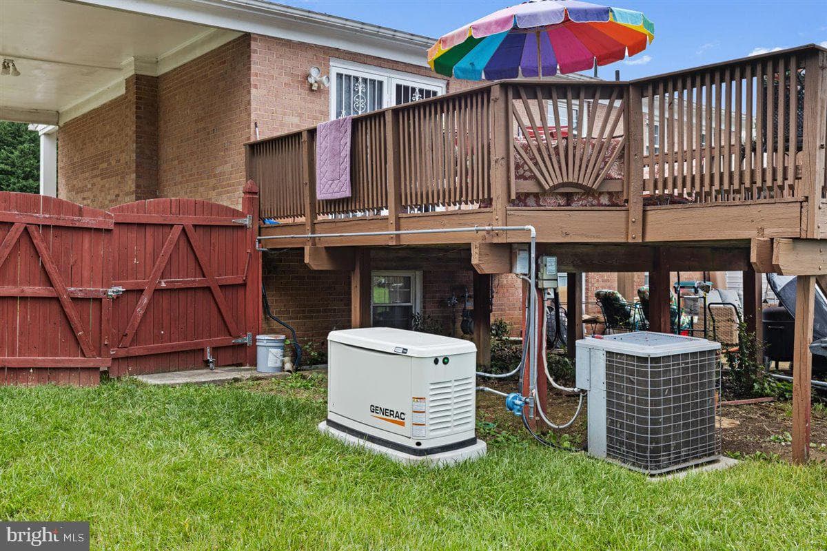 5703 Plata Street photo 36