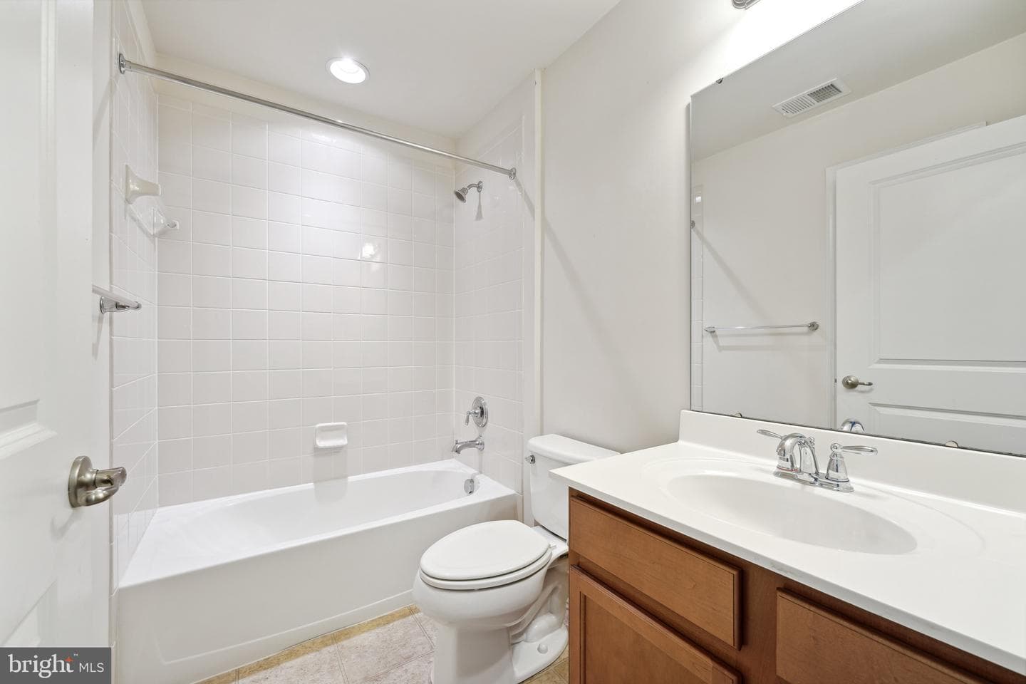 2412 Baileys Pond Road photo 10