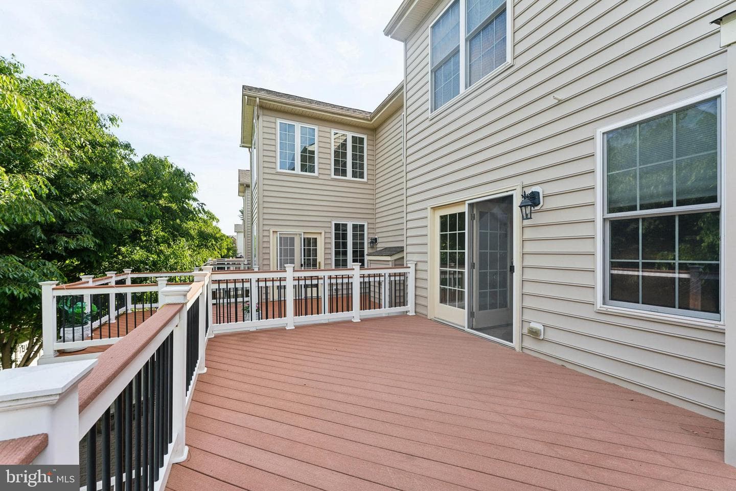 4234 Chariot Way photo 13