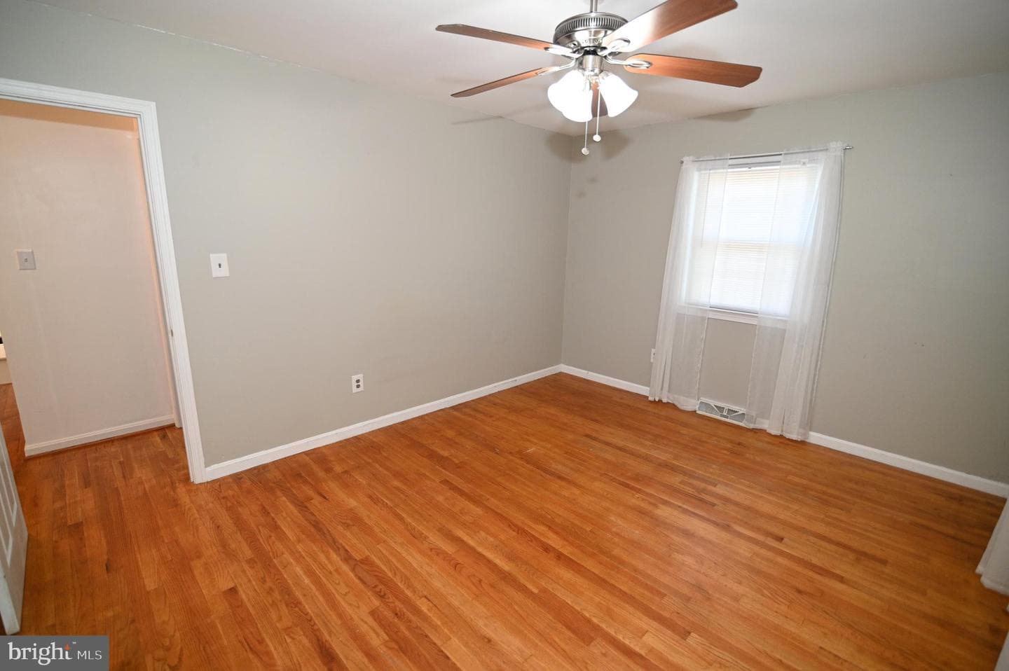 16706 Old Cabin Place photo 20