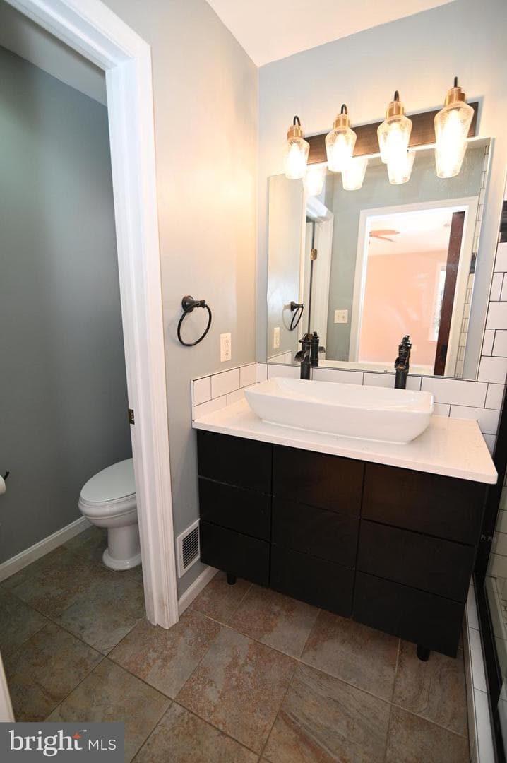16706 Old Cabin Place photo 32