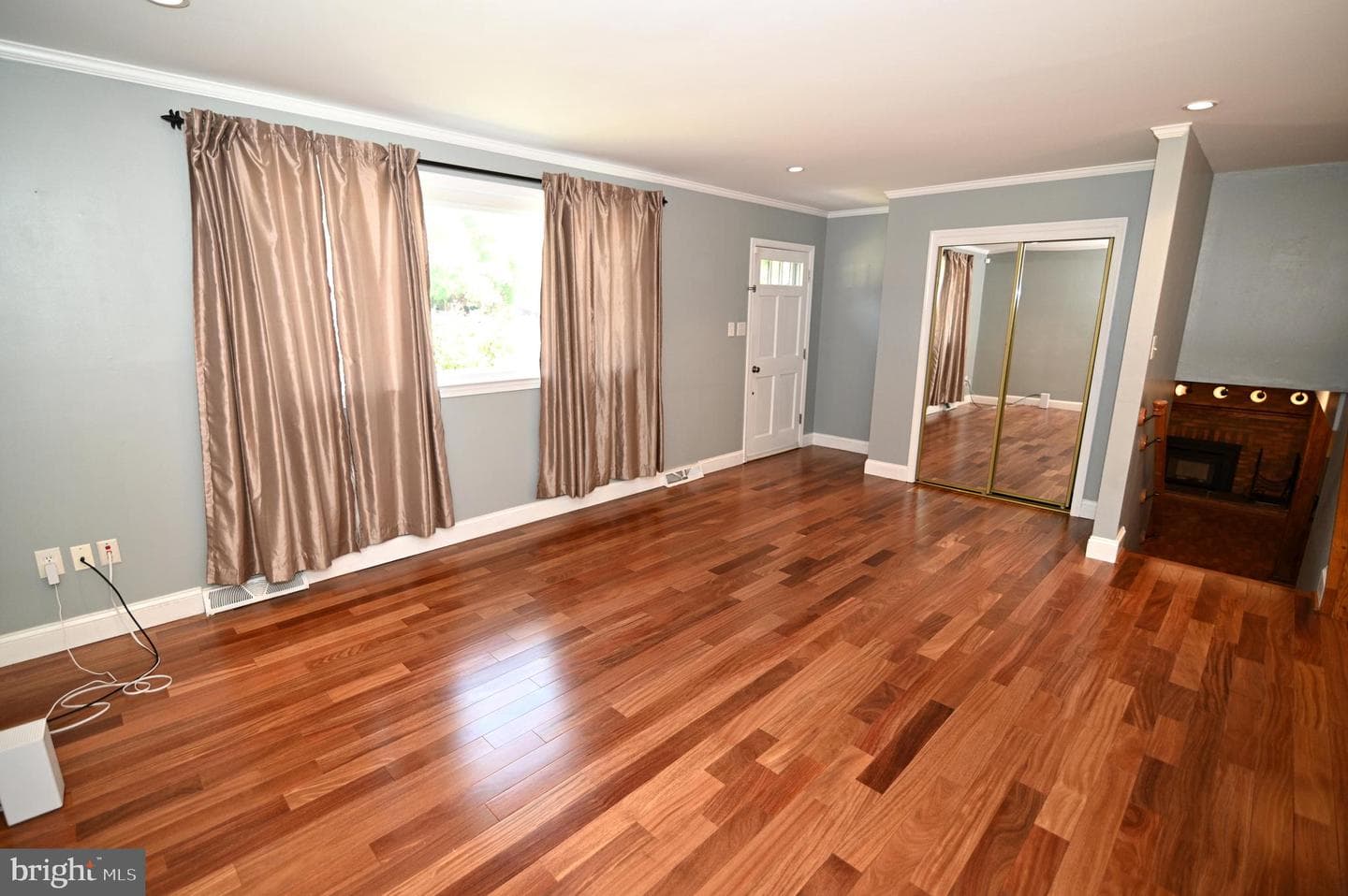 16706 Old Cabin Place photo 4