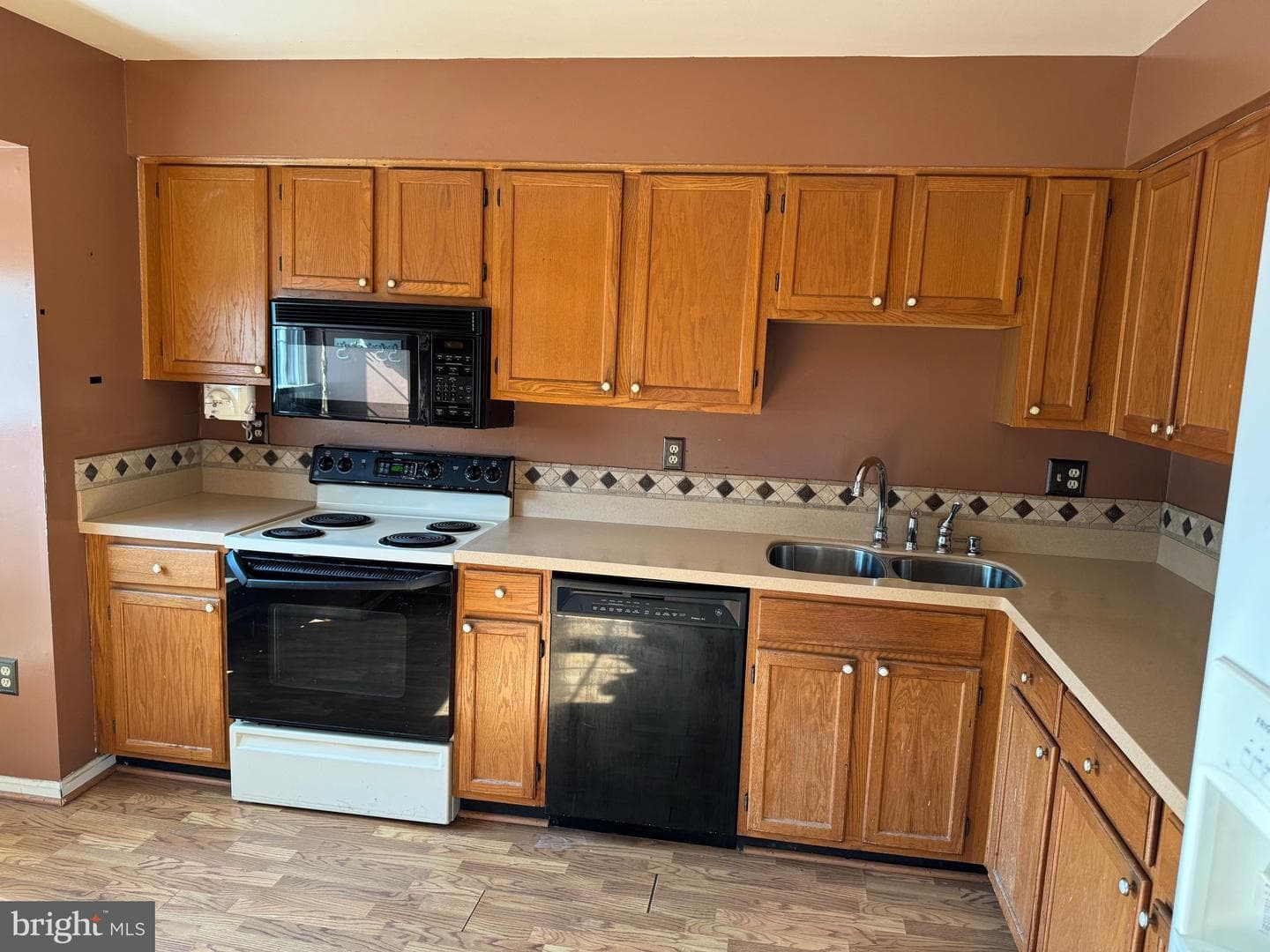 7800 Greenbrook Drive photo 3