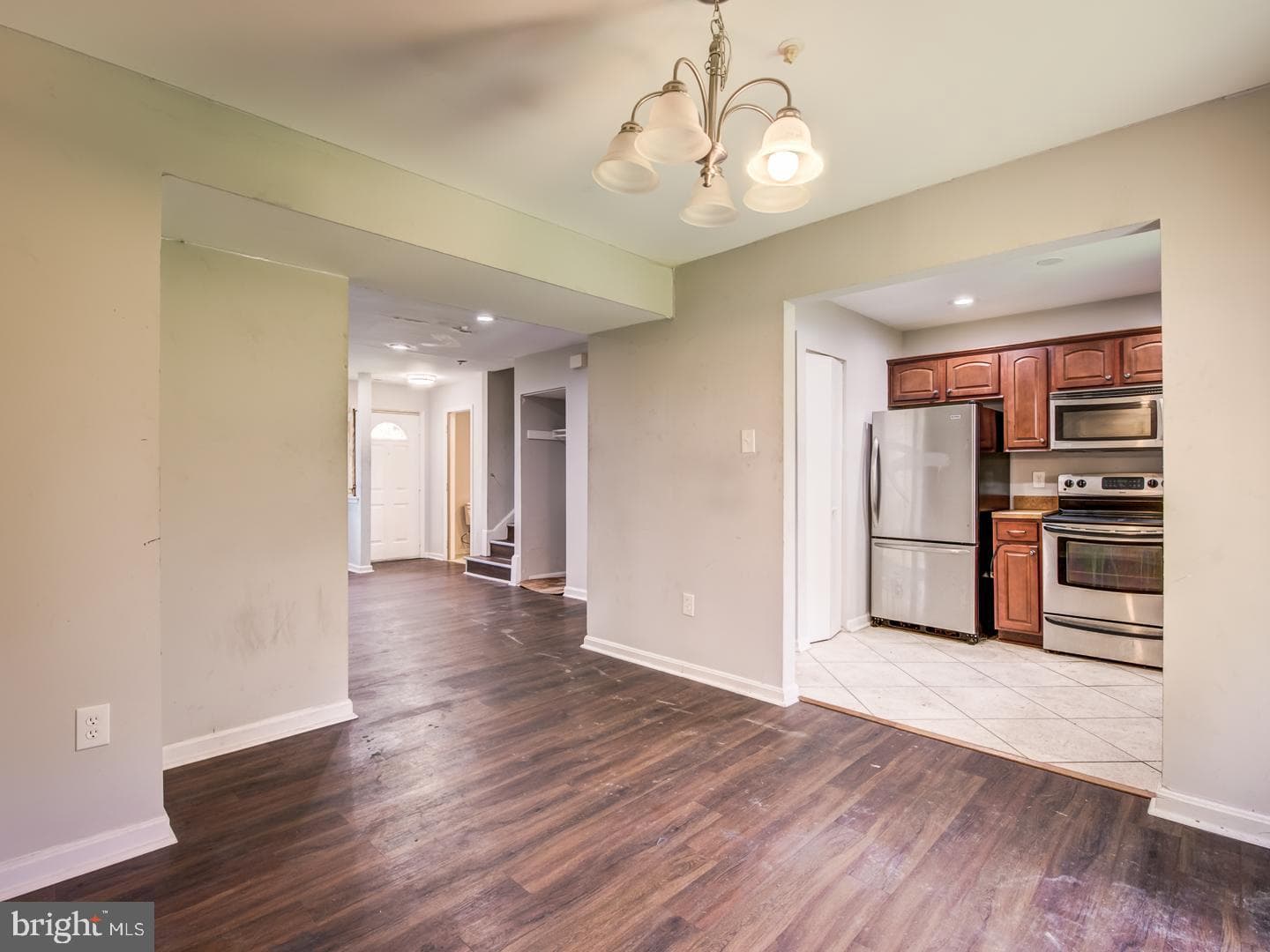 5751 Gladstone Way photo 26